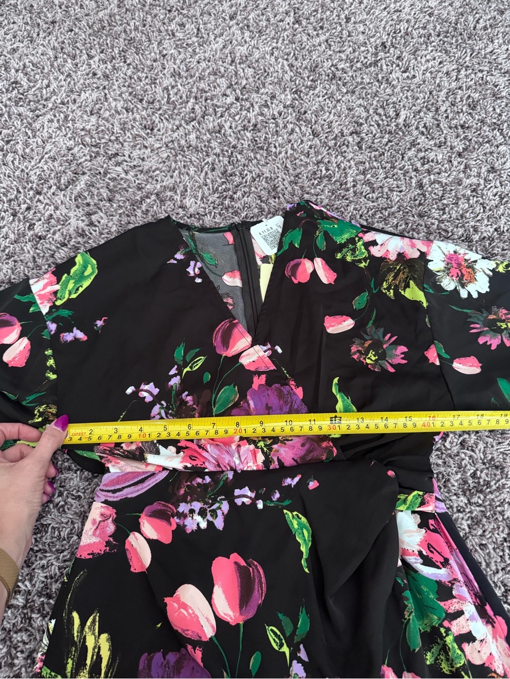 ENTRO BLACK FLORAL TROPICAL WRAP MIDI DRESS Size S Small NEW - Picture 10 of 11